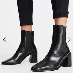 RAID Kennedi mid heel chelsea boots in black.
